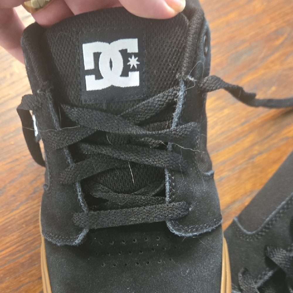 DC Men's Black Suede Skate Sneakers with Gum Outsole - Picture 2 of 8